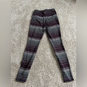 Women’s athleta striped leggings